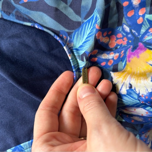 Rip Curl Tropic Tribe One Piece Floral Blue Deep Open Back Side Cut Outs Swim - Picture 8 of 12